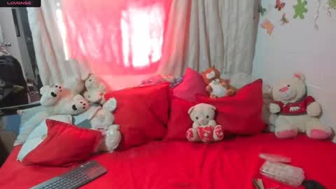 Snapshot of sherlyn_fox69 chatting on January 9, 2025, 2:22 am Maria Saenz online show from January 9, 2025, 2:22 am