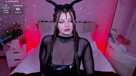 sherri_martinez online show from October 6, 2025, 3:42 pm