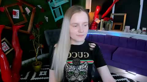 Sweet Sherri online show from May 11, 2026, 9:04 am