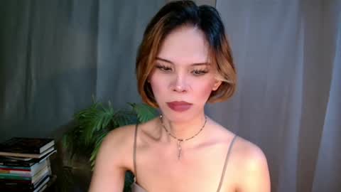 Snapshot of shes_notme chatting on March 21, 2026, 7:24 am Lana But you can spell it backwards online show from March 21, 2026, 7:24 am