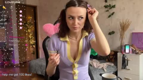 Vanessa online show from April 4, 2026, 7:50 am