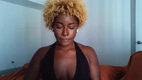 shexxxclusive online show from October 14, 2025, 4:52 pm