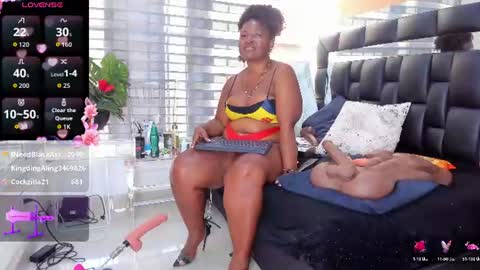 Snapshot of sheyla__ebony chatting on June 27, 2026, 10:15 pm sheyla__ebony online show from June 27, 2026, 10:15 pm