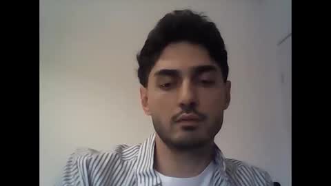 Snapshot of shhervin chatting on November 23, 2025, 7:35 pm shhervin online show from November 23, 2025, 7:35 pm