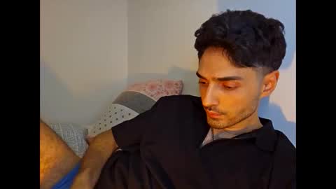 Snapshot of shhervin chatting on February 5, 2026, 9:41 pm shhervin online show from February 5, 2026, 9:41 pm