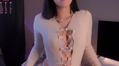 Iris online show from November 28, 2025, 12:08 pm