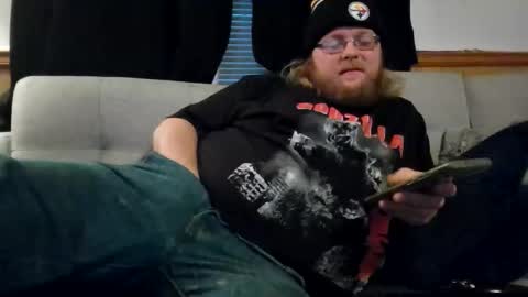 Snapshot of shifty885 chatting on January 8, 2026, 10:12 pm shifty885 online show from January 8, 2026, 10:12 pm