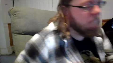 Snapshot of shifty885 chatting on February 23, 2026, 9:45 pm shifty885 online show from February 23, 2026, 9:45 pm