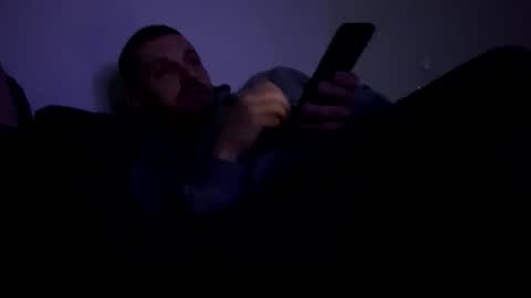 shiineexx online show from April 19, 2026, 7:07 am