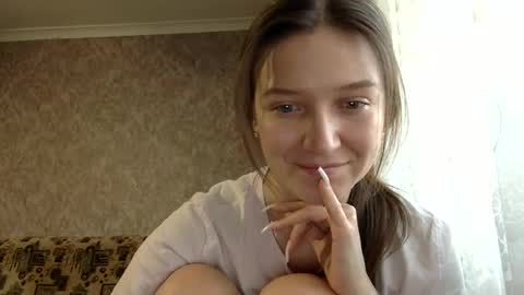 Jesica online show from March 10, 2025, 3:20 pm