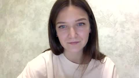 Jesica online show from November 3, 2025, 8:43 pm