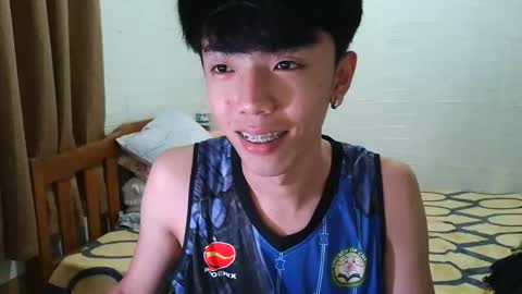 shinlao121203 online show from May 12, 2026, 11:40 am