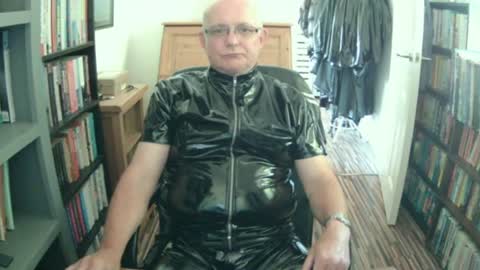 Shiny Gary online show from July 20, 2026, 12:29 pm