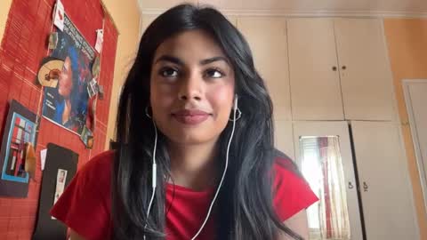 Snapshot of shirleendurrah chatting on April 6, 2026, 10:38 am Karin online show from April 6, 2026, 10:38 am