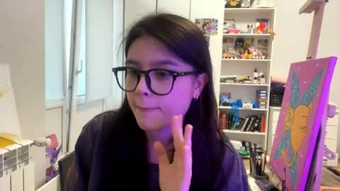 Snapshot of shontagrabowski chatting on May 11, 2026, 12:22 pm Marie online show from May 11, 2026, 12:22 pm
