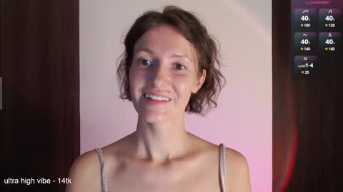 Snapshot of shoopdelang chatting on December 18, 2024, 2:49 pm Jess online show from December 18, 2024, 2:49 pm