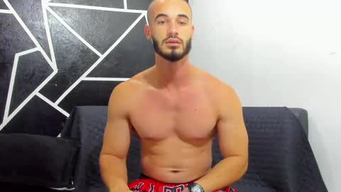 Snapshot of shooter_boy_ chatting on February 10, 2025, 3:03 am Shooter online show from February 10, 2025, 3:03 am