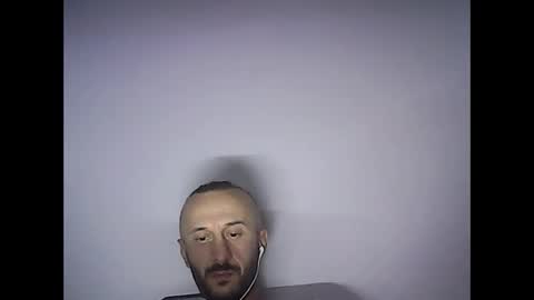 shooter_coool online show from September 22, 2025, 6:21 pm