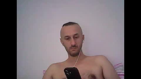 shooter_coool online show from October 4, 2025, 12:25 pm