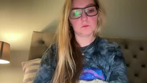 short sweetpea online show from December 6, 2024, 12:38 pm