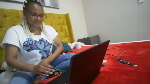 shotofmocha online show from September 19, 2025, 4:40 pm