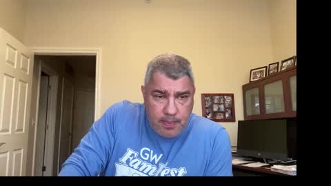 Chicago Guy online show from November 16, 2025, 10:04 pm