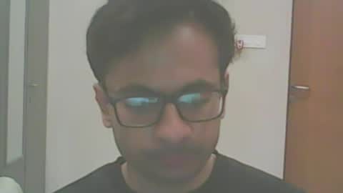 shubhamkhandelwal123 online show from January 15, 2025, 12:58 pm