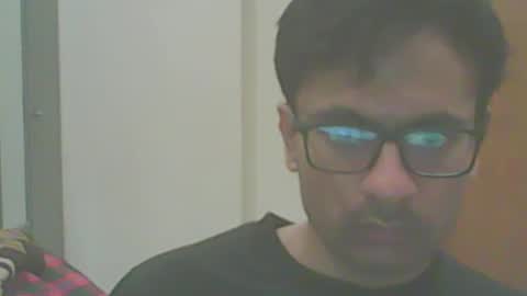 shubhamkhandelwal123 online show from January 15, 2025, 4:21 pm