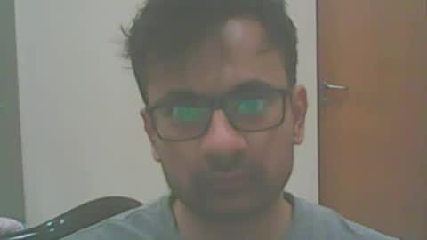 shubhamkhandelwal123 online show from March 12, 2025, 10:48 am