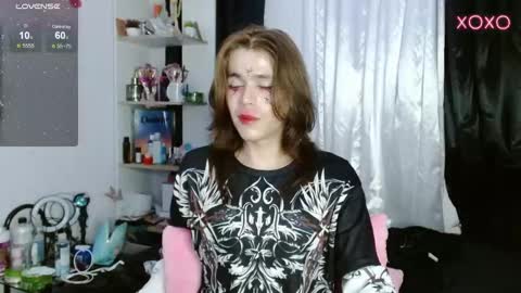 Shun White online show from December 12, 2024, 3:32 am