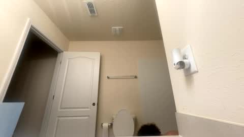 Snapshot of shurthingxx chatting on February 17, 2025, 8:19 am shurthingxx online show from February 17, 2025, 8:19 am