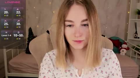 Polly online show from December 15, 2025, 12:04 am