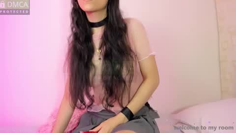 Angel  online show from September 22, 2025, 6:10 pm