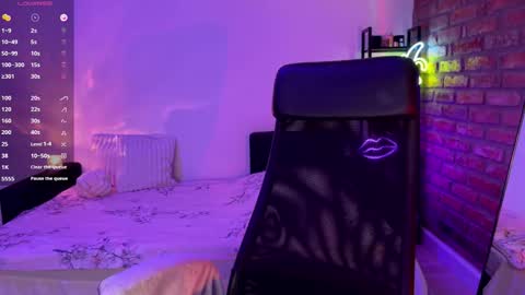 Alice online show from November 25, 2025, 10:54 pm