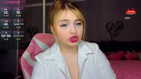 Molly online show from February 8, 2025, 11:45 pm