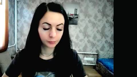 shy_cat_candy online show from September 25, 2025, 10:41 am