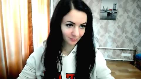 shy_cat_candy online show from October 8, 2025, 9:51 am