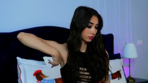 Snapshot of shy_eveline chatting on July 14, 2026, 6:18 am shy_eveline online show from July 14, 2026, 6:18 am