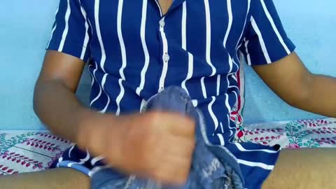 shyeyes online show from January 20, 2025, 3:15 am