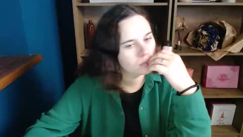 shy_lil online show from October 16, 2025, 8:04 am
