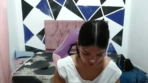 luna online show from November 28, 2025, 2:09 pm