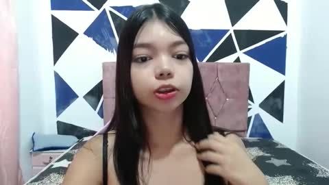 luna online show from November 30, 2025, 2:10 pm