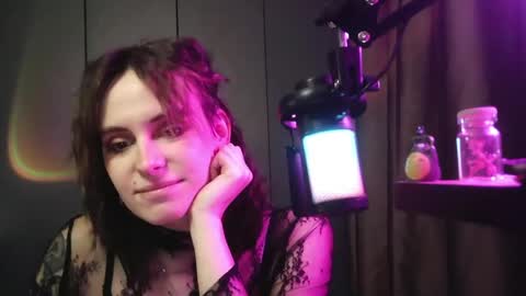 shy_miracle online show from April 14, 2026, 1:28 pm