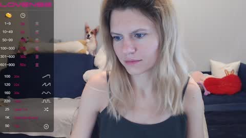 Snapshot of shy_moony chatting on December 20, 2024, 8:23 pm just Alex online show from December 20, 2024, 8:23 pm