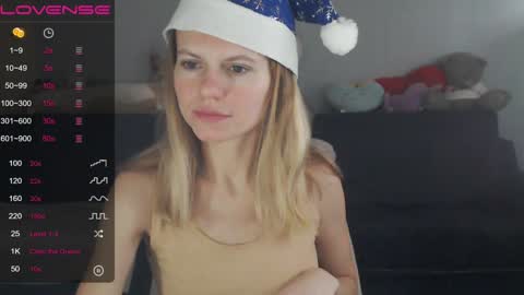 Snapshot of shy_moony chatting on December 28, 2024, 11:52 am just Alex online show from December 28, 2024, 11:52 am