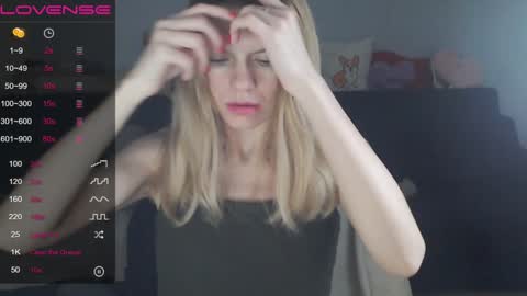 Snapshot of shy_moony chatting on February 6, 2025, 8:56 pm just Alex online show from February 6, 2025, 8:56 pm