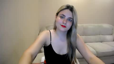shy_sabrina_ online show from May 26, 2026, 5:31 pm