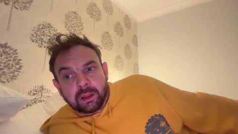 shyb35 online show from November 9, 2025, 8:34 am