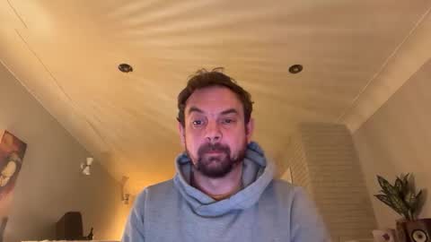 shyb35 online show from December 4, 2025, 8:50 pm