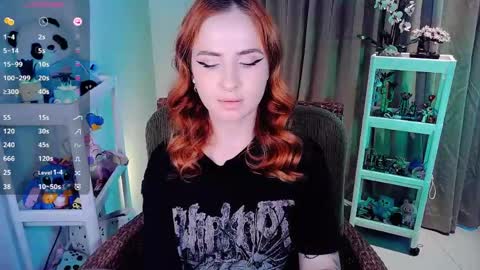 Snapshot of shyfoxxxy chatting on April 23, 2026, 7:20 am Effie online show from April 23, 2026, 7:20 am